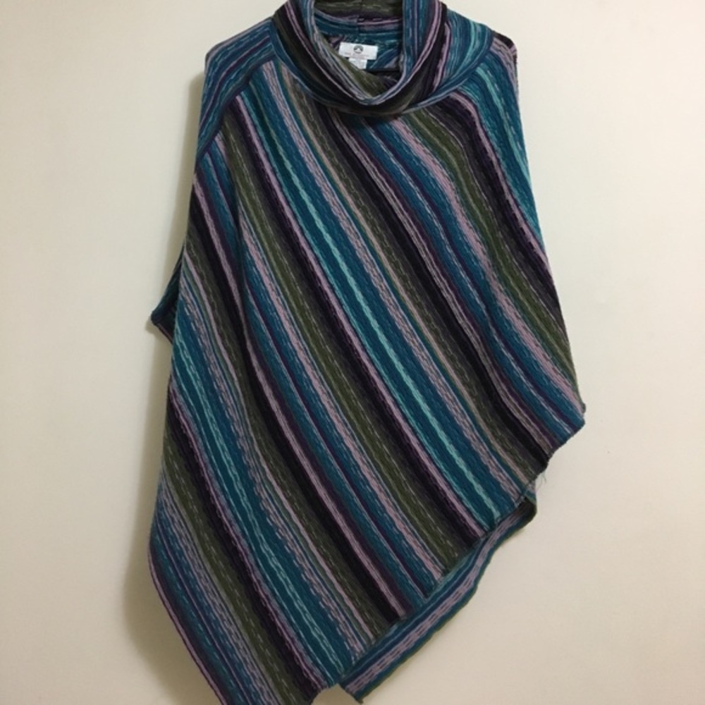 Warm Big Buddha pancho